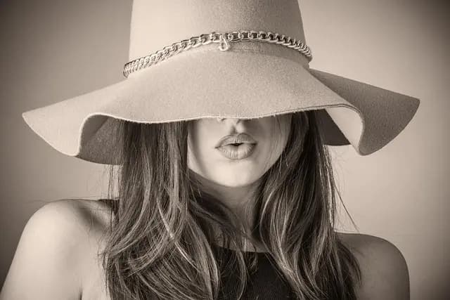 10 accessoires indispensables pour sublimer votre tenue